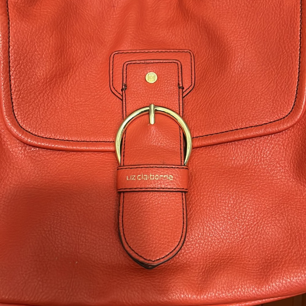 Liz Claiborne Orange Shoulder Bag Zipper Top Closure - Picture 2 of 16